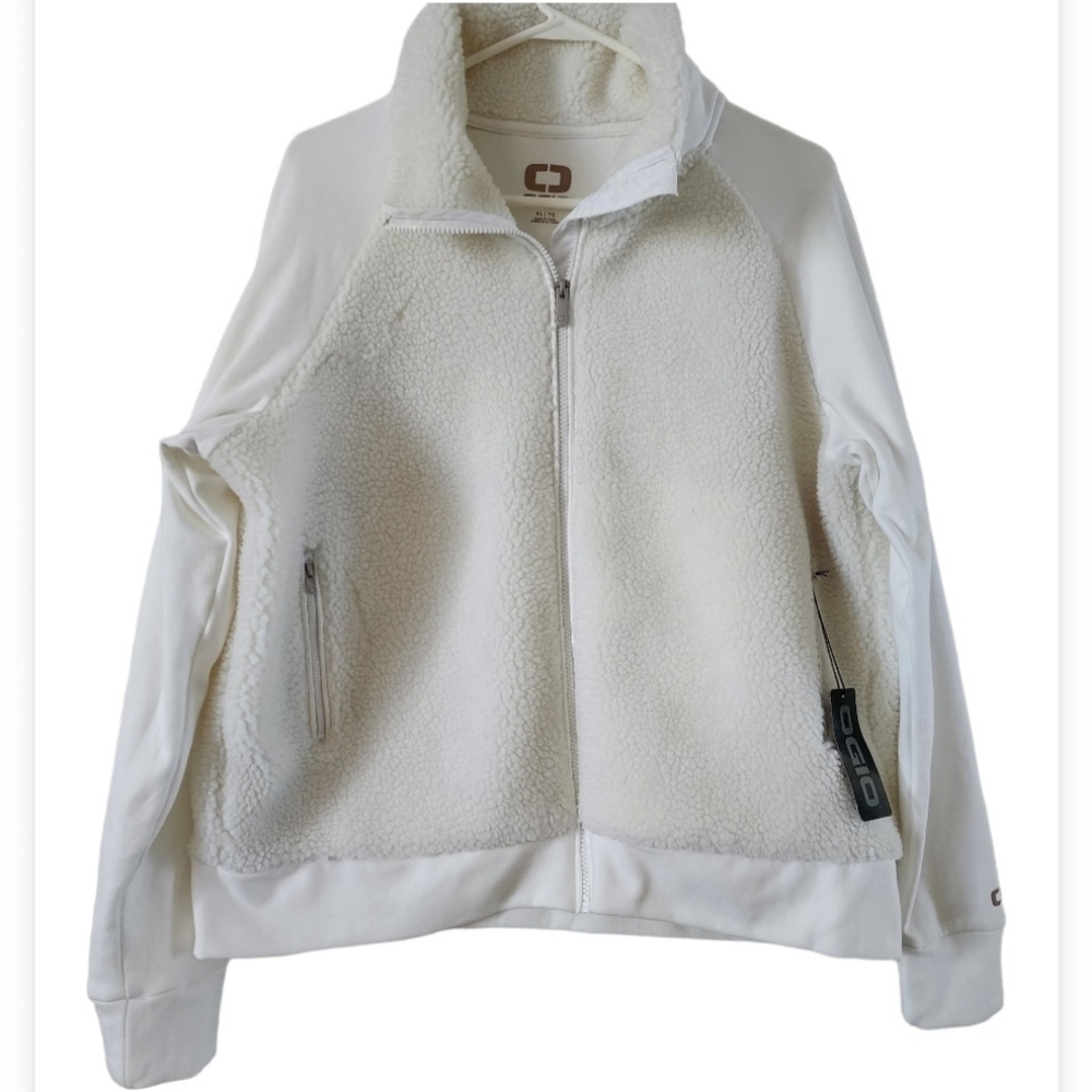 NWT OGIO LOG815 Size XL Women's Luuma Sherpa Full-Zip - Ivory Snow Jacket